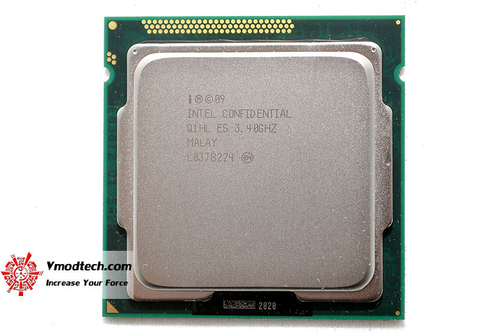 dsc 0165 The Sandy Bridge Review: Intel Core i7 2600K and Core i5 2500K Tested