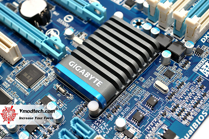 dsc 0009 GIGABYTE H67A UD3H Motherboard Review