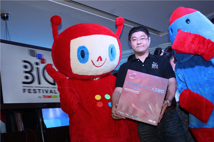 asus big fest3 เอซุส จับมือ ทรู ส่งเสริมอุตสาหกรรมเกมและเทคโนโลยี จัดงาน Bangkok International Game Festival 2011 (BIG Festival)