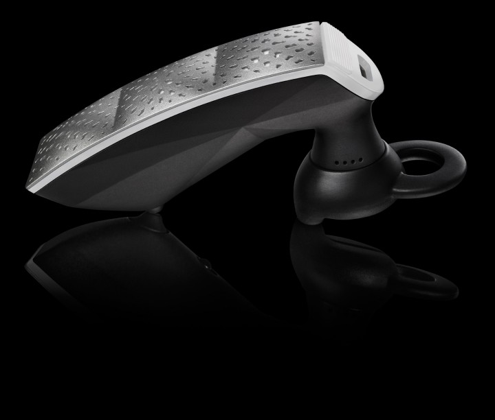 jb faraday lowside silver rgb lr re 720x612 Jawbone เผยสุดยอดนวัตกรรมชิ้นแรกและหนึ่งเดียวของโลกกับ Jawbone ERA 