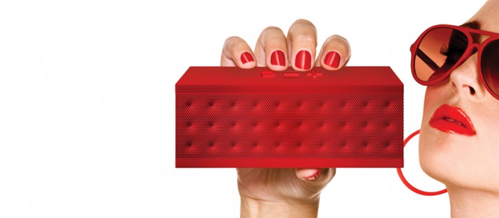 jambox red dot 720x315 Jawbone ® เปิดตัว JAMBOX TM: ลำโพงไร้สายอัจฉริยะและสปีกเกอร์โฟนรุ่นใหม่ล่าสุด