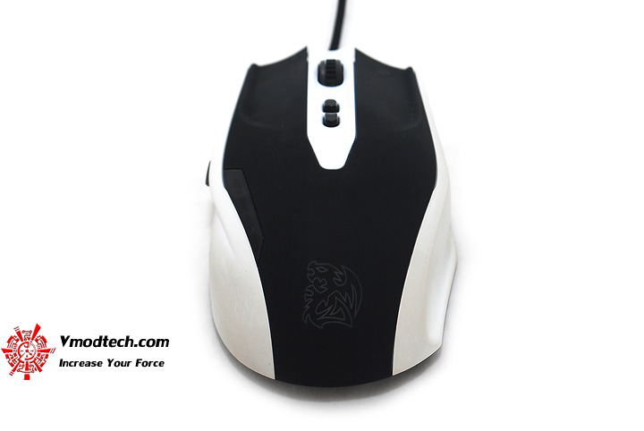 dsc 2629 Tt ESPORTS Black Gaming Mouse Combat White