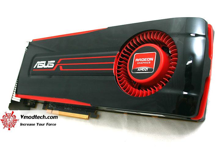 img 8869 ASUS AMD Radeon HD7970 Review