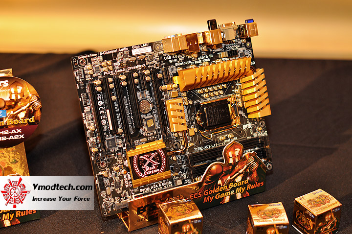 dsc 0632 ECS Z77H2 AX Black Extreme Golden Board Review