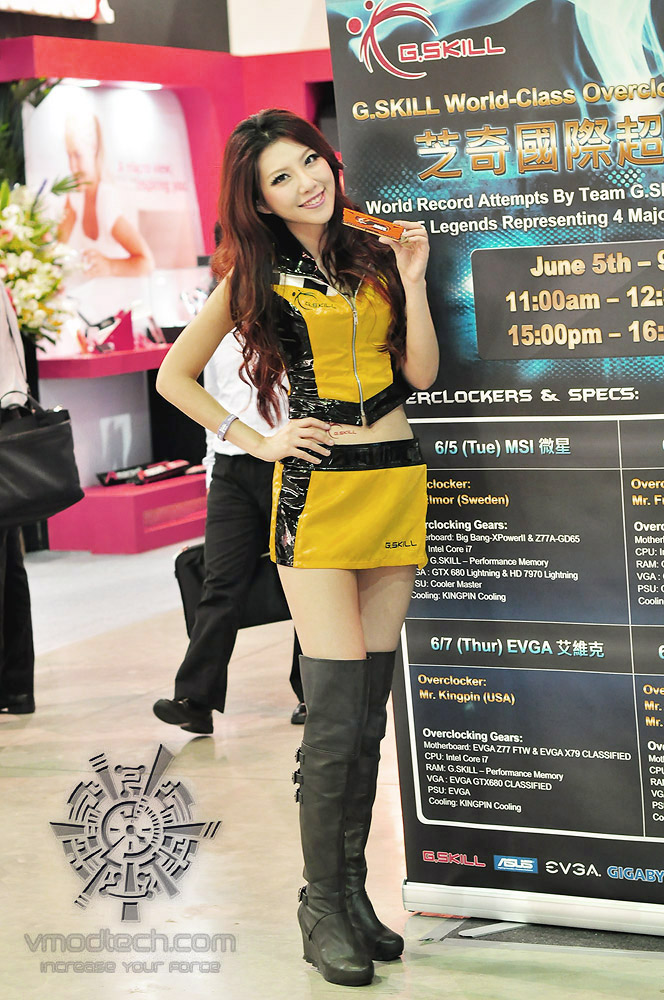 dsc 0801 Computex 2012 Show Girls