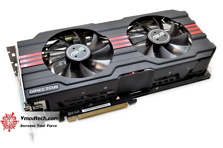 dsc 0270 ASUS Radeon HD 7970 DirectCU II TOP 3GB DDR5 Review