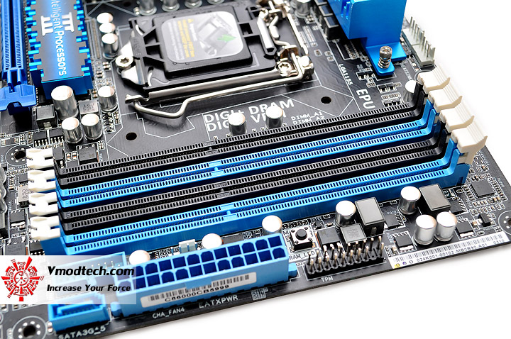 dsc 0225 ASUS P8Z77 V PREMIUM Motherboard Review