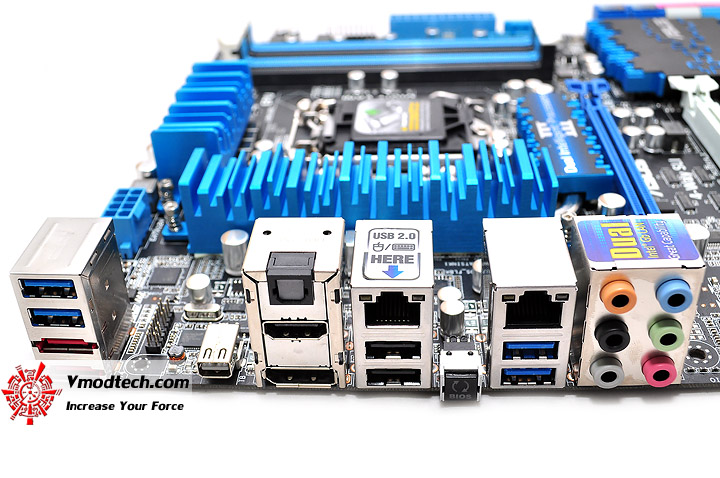 dsc 0252 ASUS P8Z77 V PREMIUM Motherboard Review