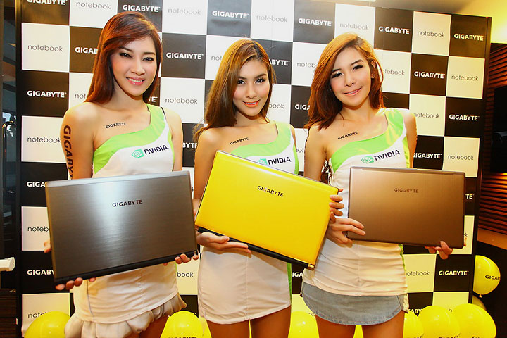 1 GIGABYTE เปิดตัว Ultrabook สุดบางเบาและโน๊ตบุ๊คสำหรับการเล่นเกมอันทรงพลัง นิยามใหม่ที่จะเปลี่ยนโลกแห่งการเล่นเกมบนโน๊ตบุ๊ค