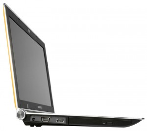 9 300x266 GIGABYTE เปิดตัว Ultrabook สุดบางเบาและโน๊ตบุ๊คสำหรับการเล่นเกมอันทรงพลัง นิยามใหม่ที่จะเปลี่ยนโลกแห่งการเล่นเกมบนโน๊ตบุ๊ค