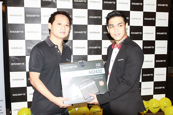 img 20 GIGABYTE เปิดตัว Ultrabook สุดบางเบาและโน๊ตบุ๊คสำหรับการเล่นเกมอันทรงพลัง นิยามใหม่ที่จะเปลี่ยนโลกแห่งการเล่นเกมบนโน๊ตบุ๊ค