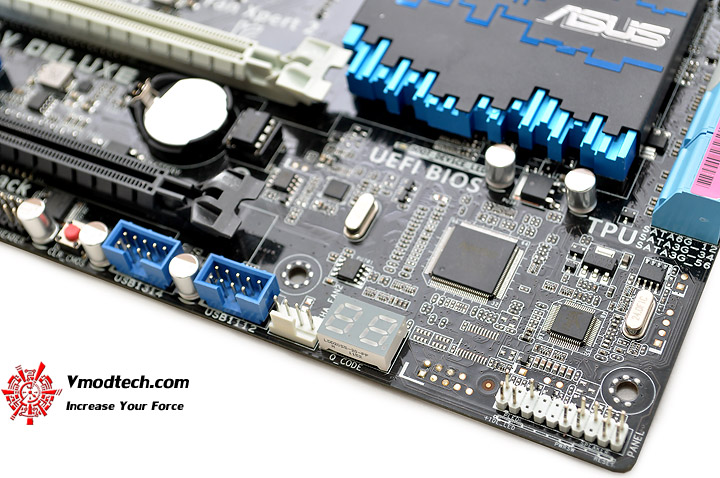 dsc 0425 ASUS P8Z77 V DELUXE Motherboard Review