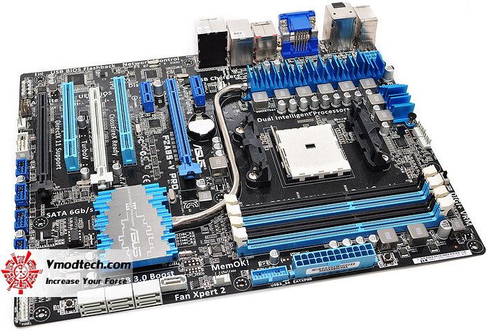 dsc 0900 ASUS F2A85 V PRO AMD FM2 Motherboard Review