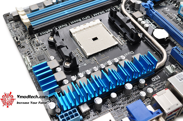 dsc 0909 ASUS F2A85 V PRO AMD FM2 Motherboard Review