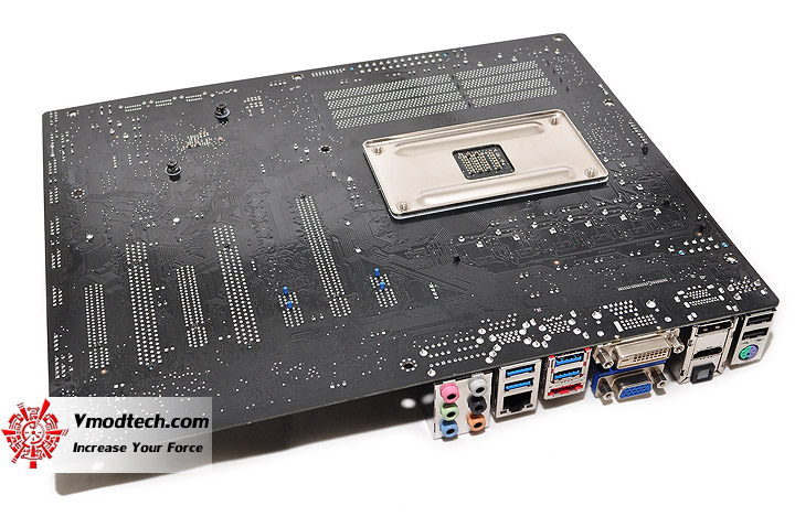 dsc 0960 ASUS F2A85 V PRO AMD FM2 Motherboard Review