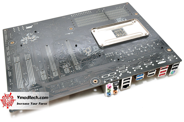 dsc 0350 ECS A970M A DELUXE AM3+ Motherboard Review