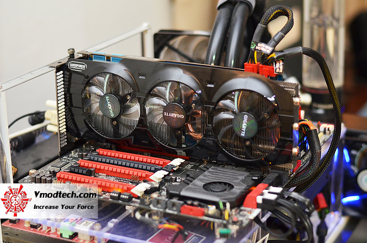 dsc 1105 GIGABYTE GEFORCE GTX 680 4GB Review