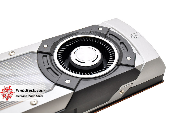 dsc 0449 NVIDIA GeForce GTX TITAN 6GB GDDR5 Review