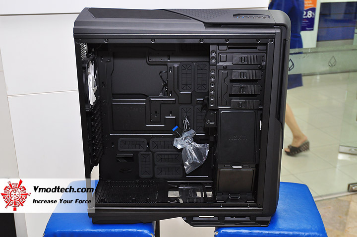 dsc 0239 NZXT PHANTOM 820