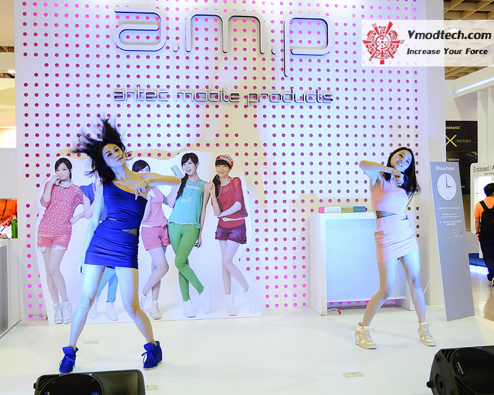 dsc 2637 antec Dancing Show @ COMPUTEX TAIPEI 2013