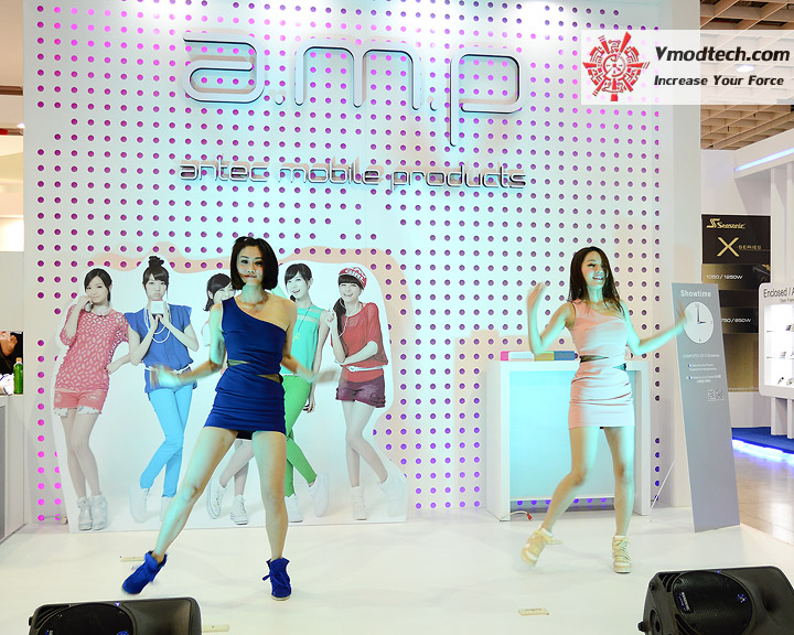 dsc 2646 antec Dancing Show @ COMPUTEX TAIPEI 2013