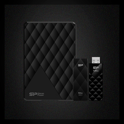 diamond d06 2 SP/ Silicon Power เปิดตัวฮาร์ดดิสก์แบบพกพาแบบUSB 3.0 รุ่นล่าสุด  Diamond D06— หรูหราสไตล์ไฮโซ