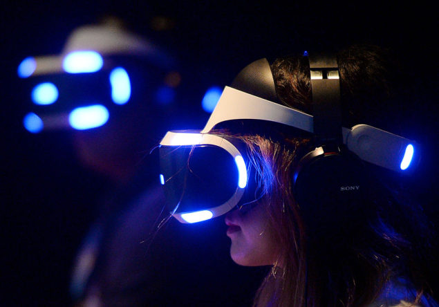 playstation vr 635x444 PlayStation®VR ต้องการพื้นที่ในการเล่นอย่างต่ำที่ 1.90 X 3.00 เมตร