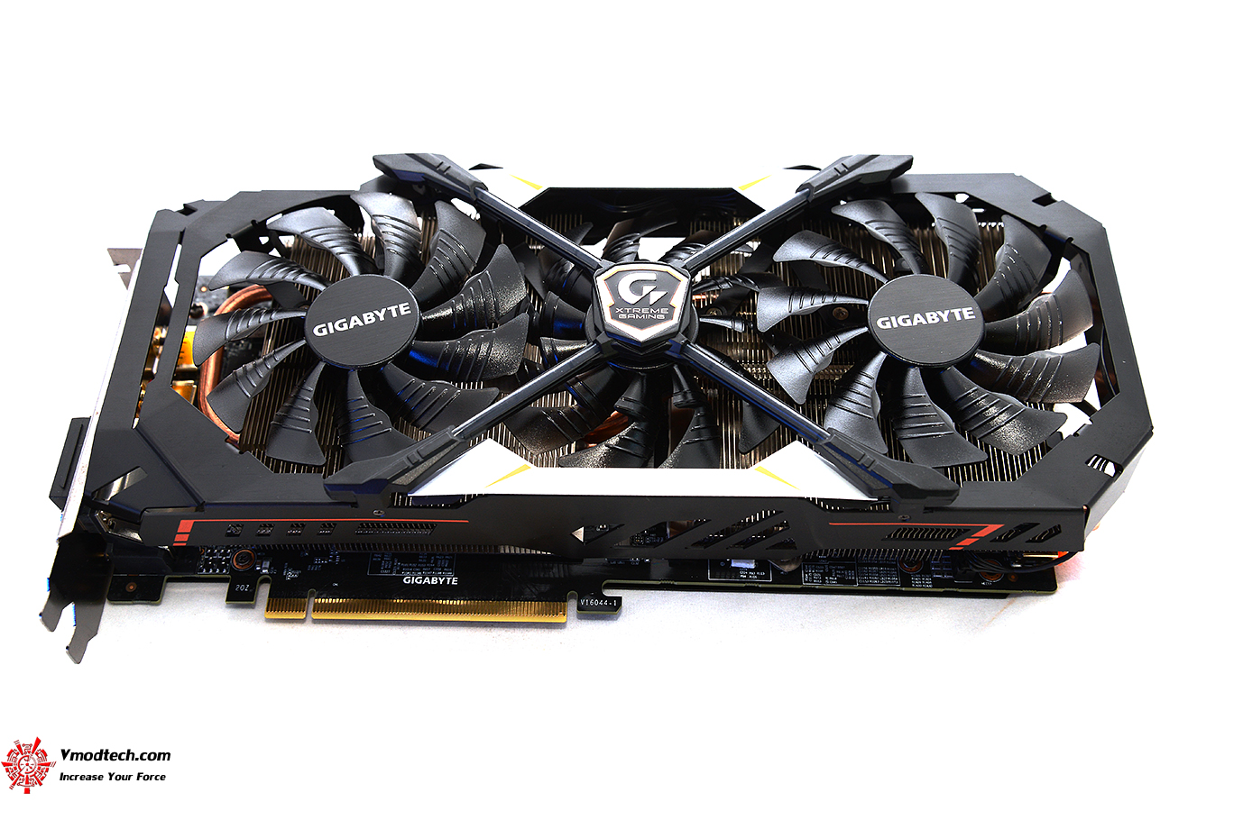 dsc 2067 GIGABYTE GeForce GTX 1070 Xtreme Gaming Review