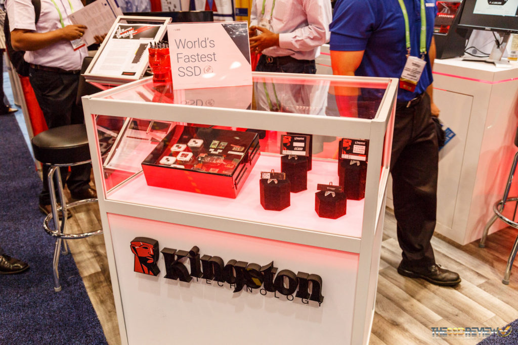 kingston booth fms 2016 1024x683 Kingston เปิดตัว DC400 SSD และ EP1000 U.2 SSD ขนาด 2.5นิ้ว ที่เร็วที่สุดในโลก 