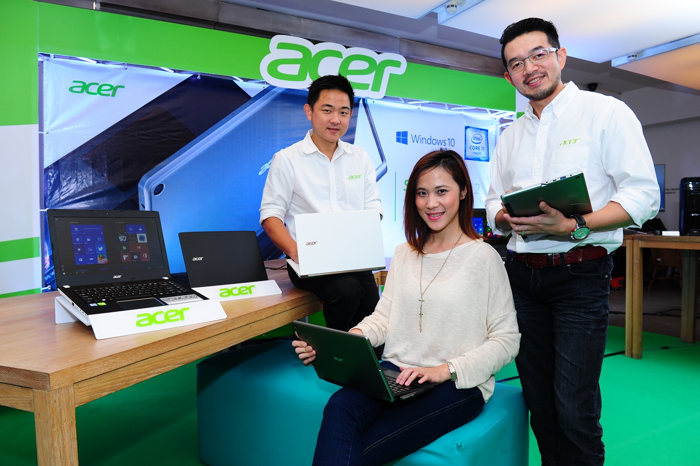 arr 9800  Acer เอเซอร์มั่นใจความต้องการของผู้บริโภคกระตุ้นตลาดคอมพิวเตอร์ เดินหน้าเปิดตัวผลิตภัณฑ์มุ่งตอบสนองทุกความต้องการสู่ผู้ใช้งาน