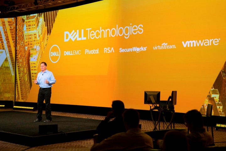 dell emc 011 720x480 Dell ควบรวมกิจการครั้งประวัติศาสตร์ของ Dell และ EMC เสร็จสมบูรณ์แล้ว พร้อมขึ้นแท่นบริษัทเทคโนโลยีนอกตลาดหลักทรัพย์ที่ใหญ่ที่สุดในโลก