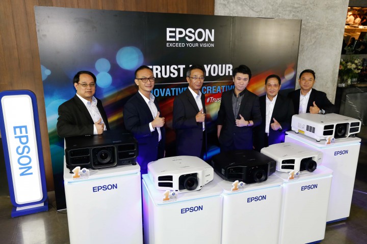 epson 8 720x480 เอปสันเสริมทัพเครื่องรุ่นใหญ่ พร้อมเปิดตัวเลเซอร์โปรเจ็กเตอร์ ฉลองครองแชมป์ยอดขายอันดับหนึ่งทั่วโลก 15 ปีซ้อน