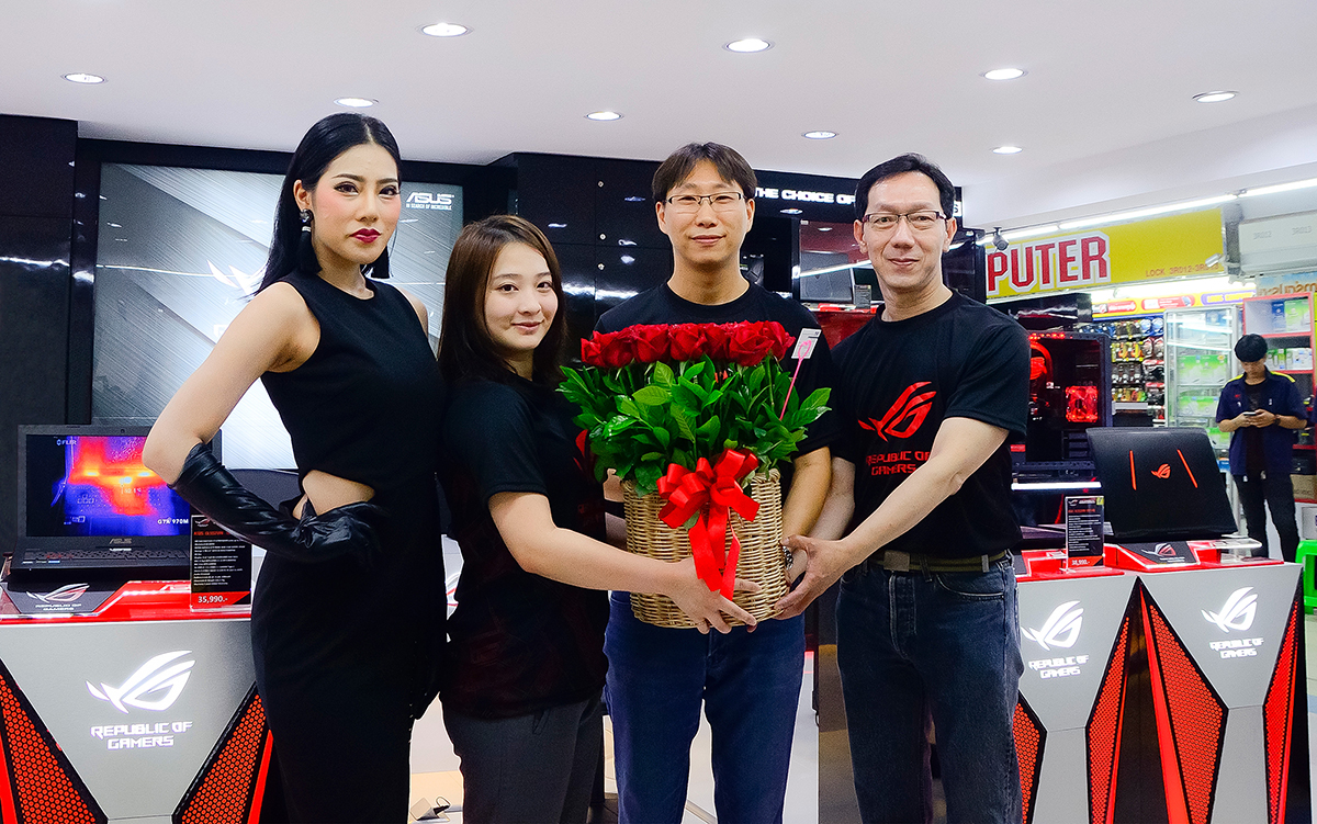 asus rog experience shop by j net 1 เปิดแล้ว! ASUS ROG Experience Shop by J Net ตึกคอม ขอนแก่น แห่งแรกในภาคอีสาน 