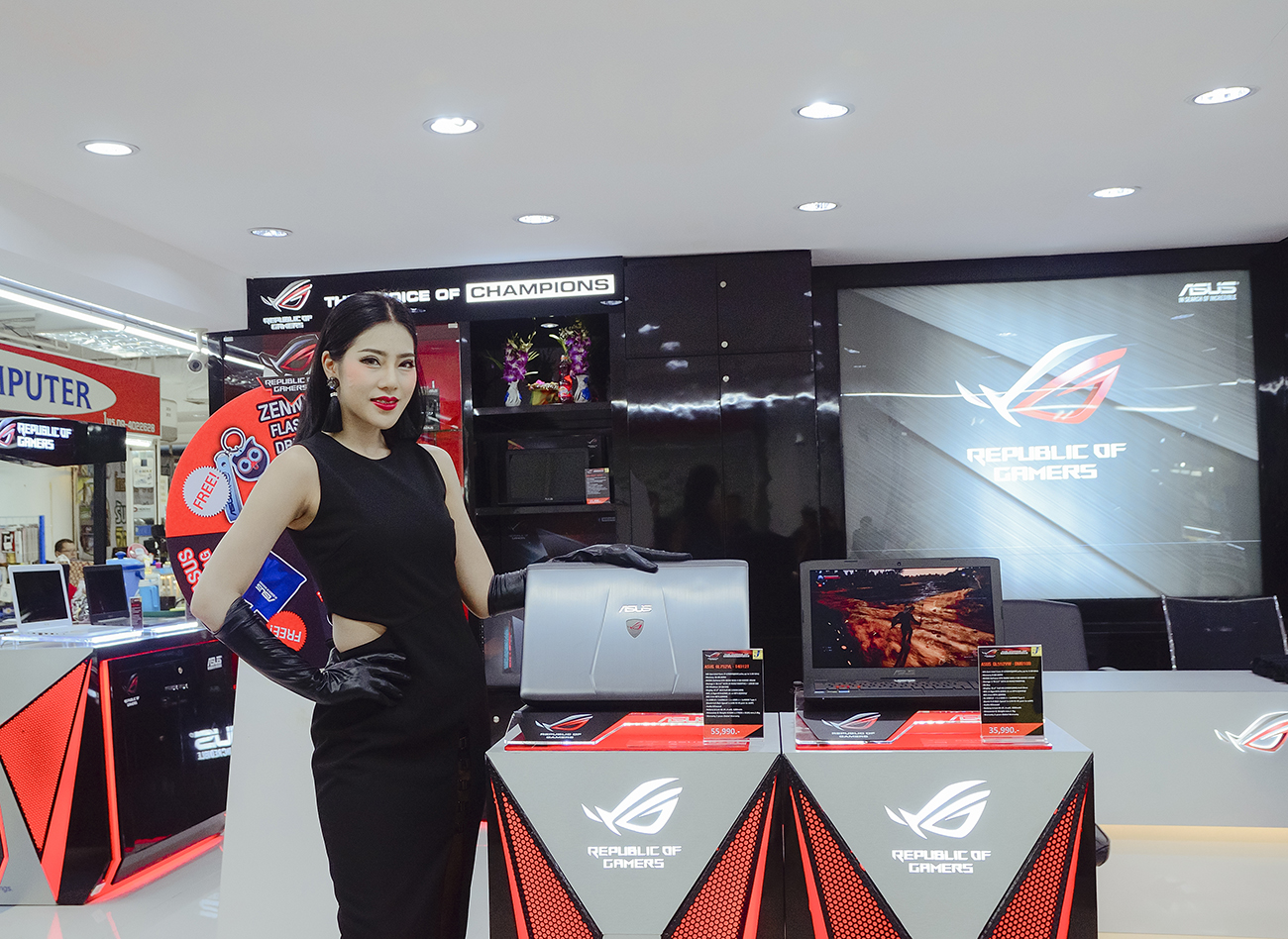 asus rog experience shop by j net 3 เปิดแล้ว! ASUS ROG Experience Shop by J Net ตึกคอม ขอนแก่น แห่งแรกในภาคอีสาน 