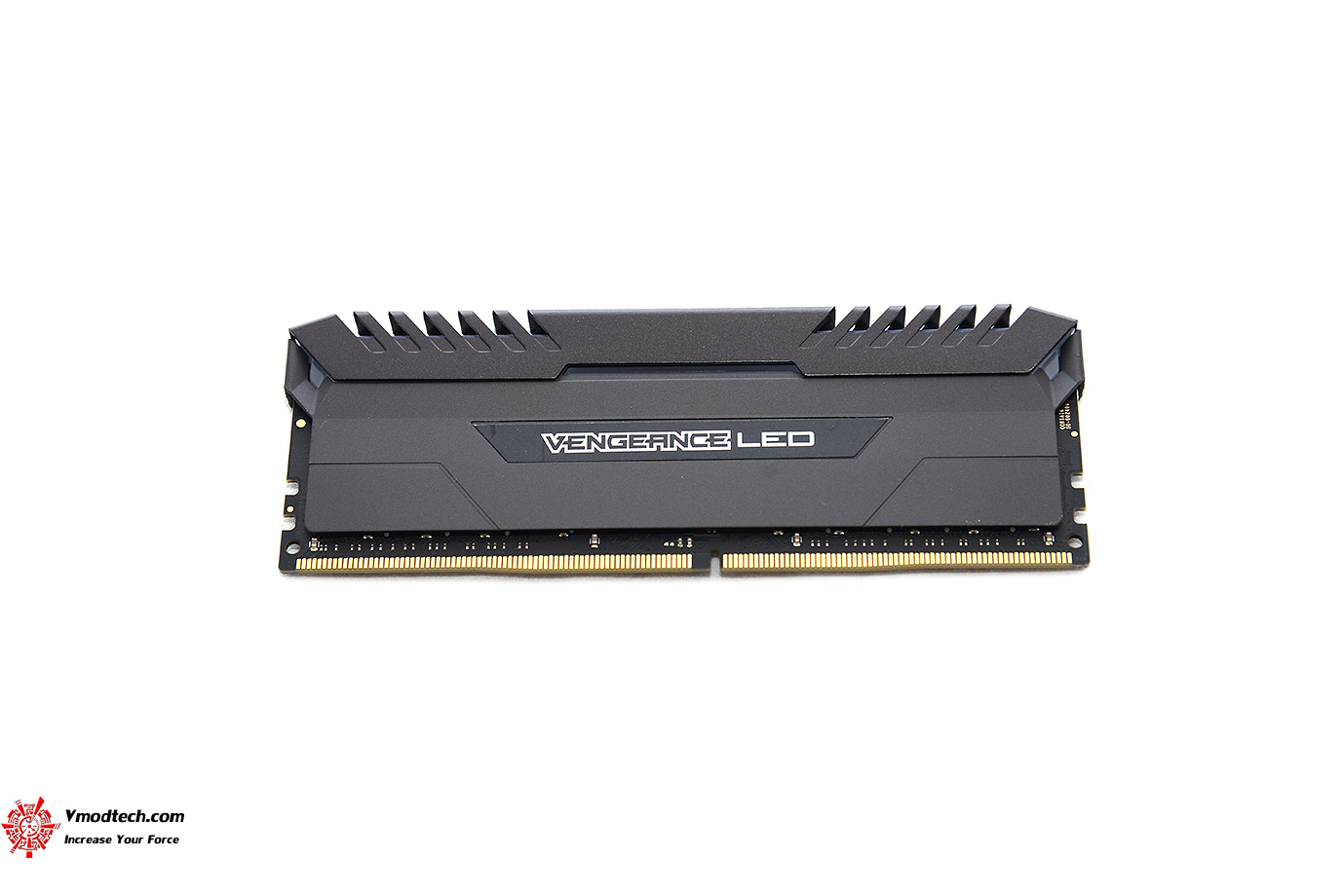 dsc 5015 CORSAIR VENGEANCE LED 16GB (2 x 8GB) DDR4 DRAM 3000MHz C15 REVIEW