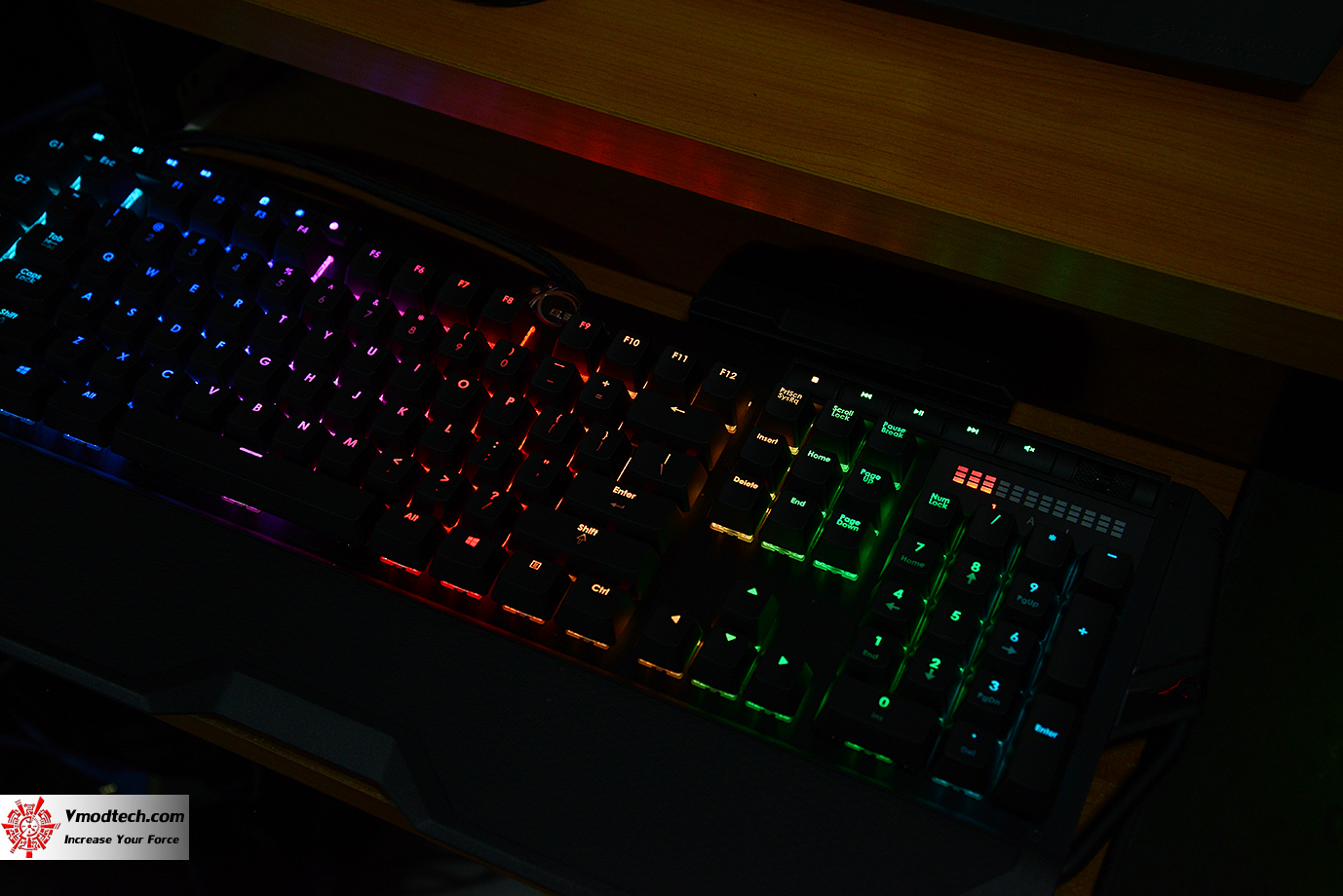 dsc 5641 G.SKILL RIPJAWS KM780 RGB   Mechanical Gaming Keyboard (Cherry MX RGB Red) Review