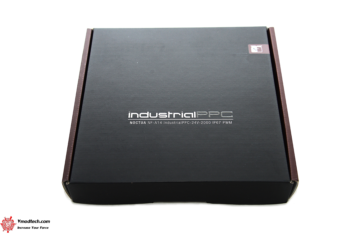 dsc 5782 Noctua NF A14 industrialPPC 2000 PWM Review 