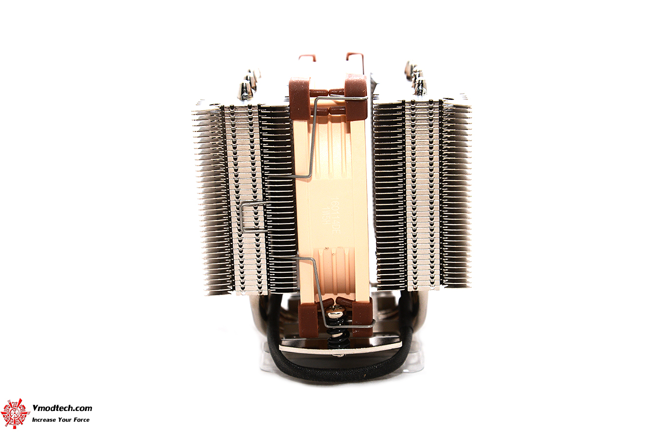 dsc 9816 NOCTUA NH D9L Dual Tower CPU Cooler Review