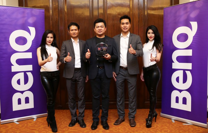 img 2768 mail 720x463 BenQ  W11000  รับรางวัล  Best  Projector Award 2016 – 2017 จาก LCD  TVTHAILAND