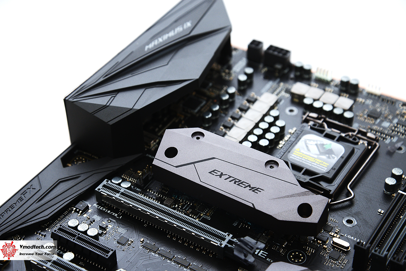 dsc 2694 ASUS ROG MAXIMUS IX EXTREME REVIEW