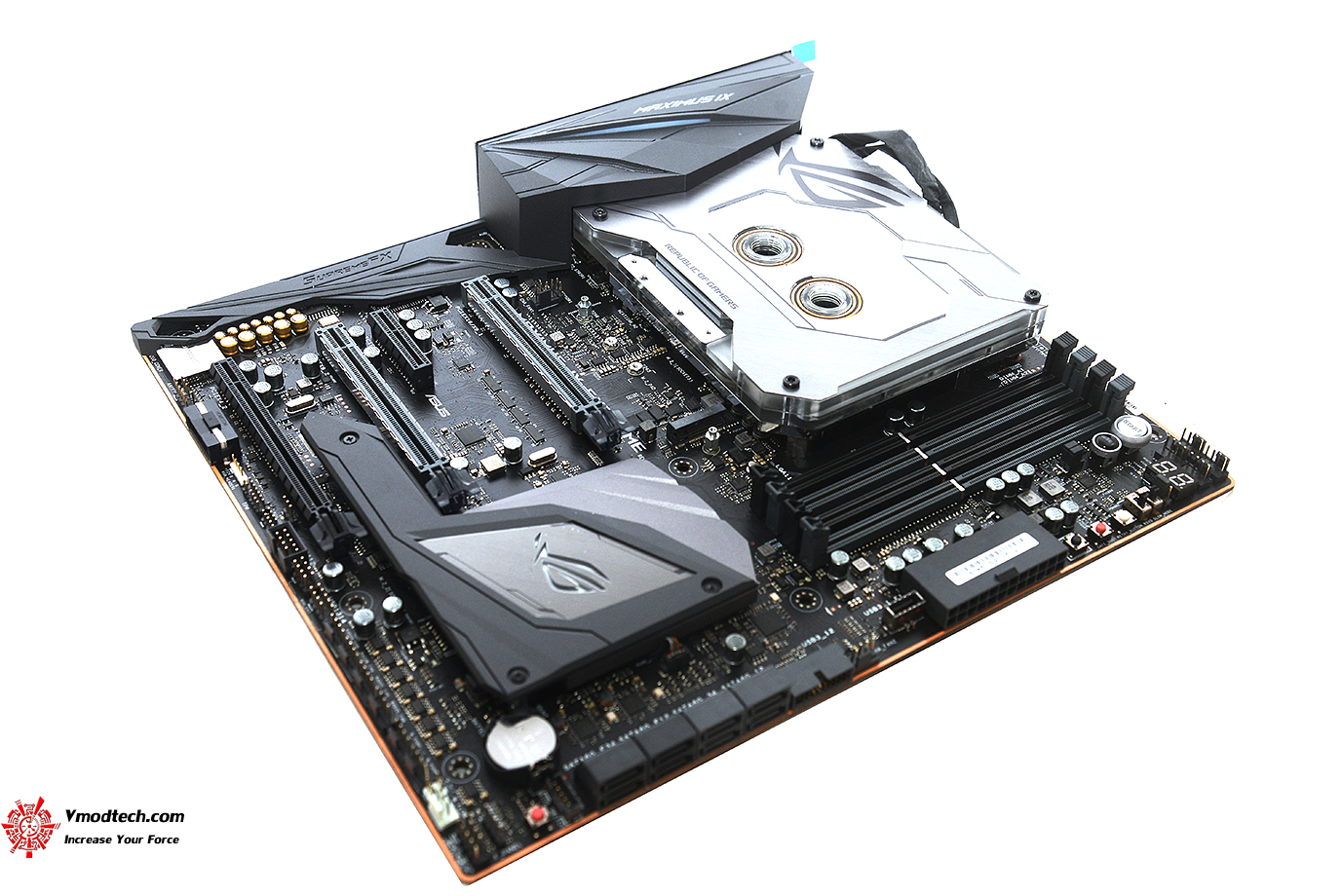 dsc 4172 ASUS ROG MAXIMUS IX EXTREME REVIEW