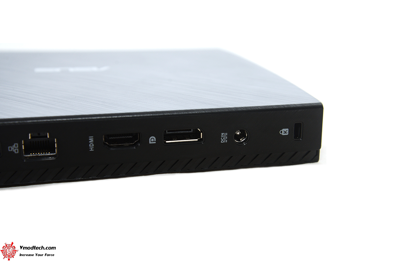 dsc 9515 ASUSPRO E520 B123Z/CSM Ultra Slim Mini PC Review 