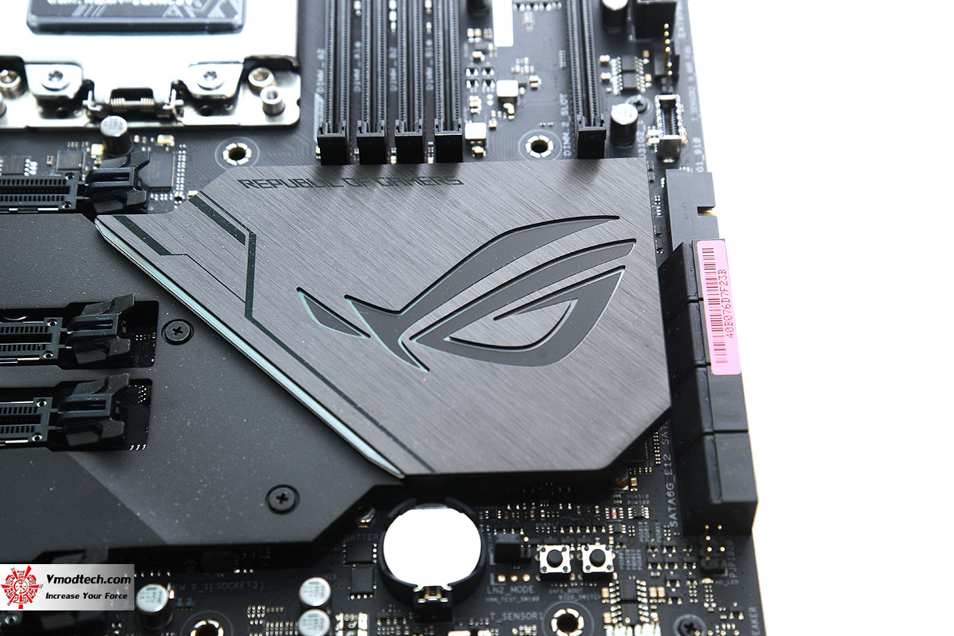 dsc 0131 ASUS ROG Zenith Extreme Alpha Review