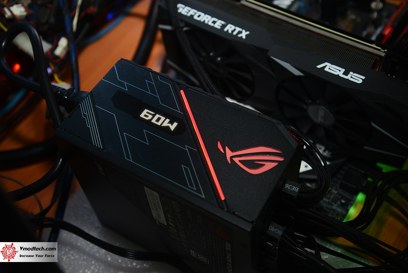 dsc 2844 ASUS ROG THOR 850W PLATINUM REVIEW