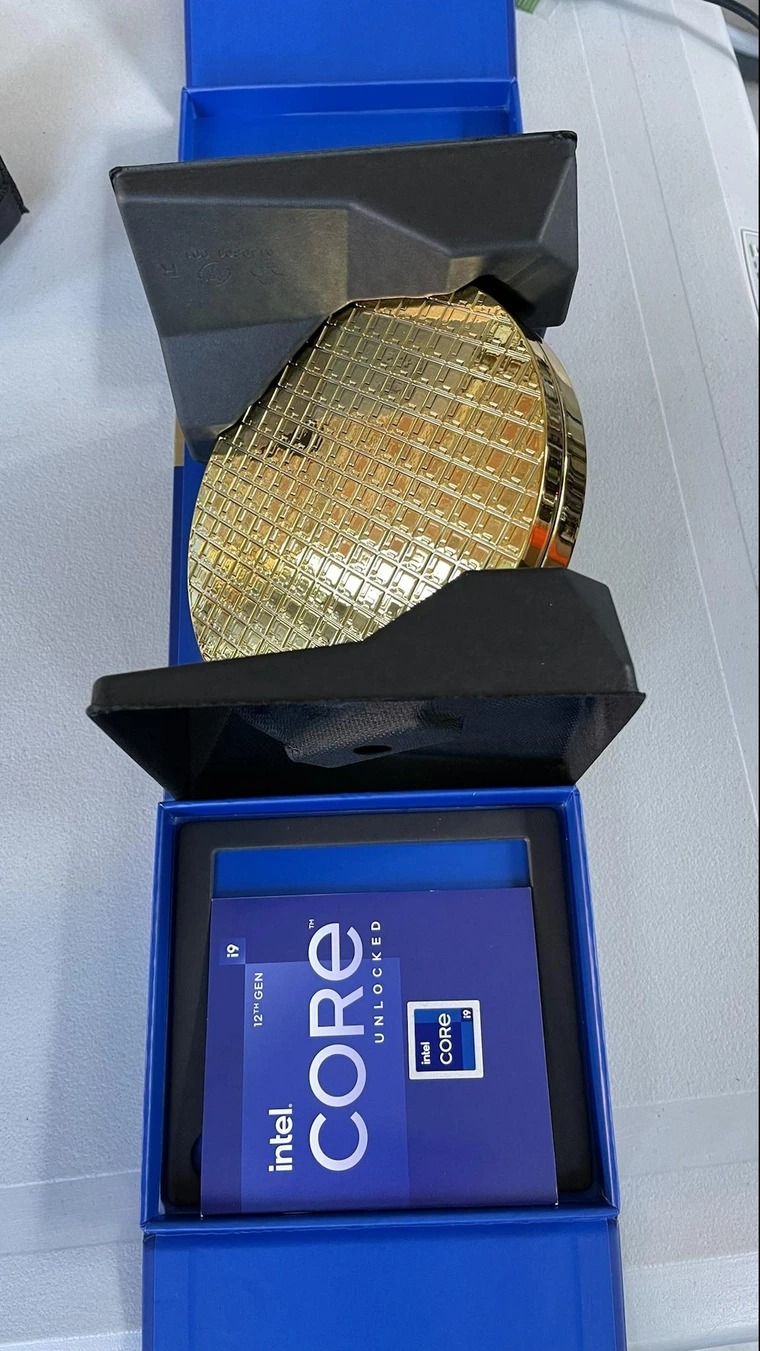 intel core i9 12900k 4 1 หลุดภาพกล่องซีพียู Intel Core i9 12900K รุ่นวางจำหน่ายอย่างไม่เป็นทางการ 