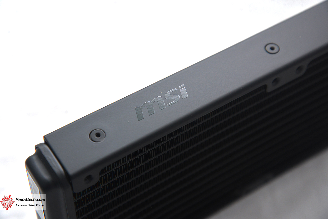 dsc 7545 MSI MAG CORELIQUID 360R REVIEW