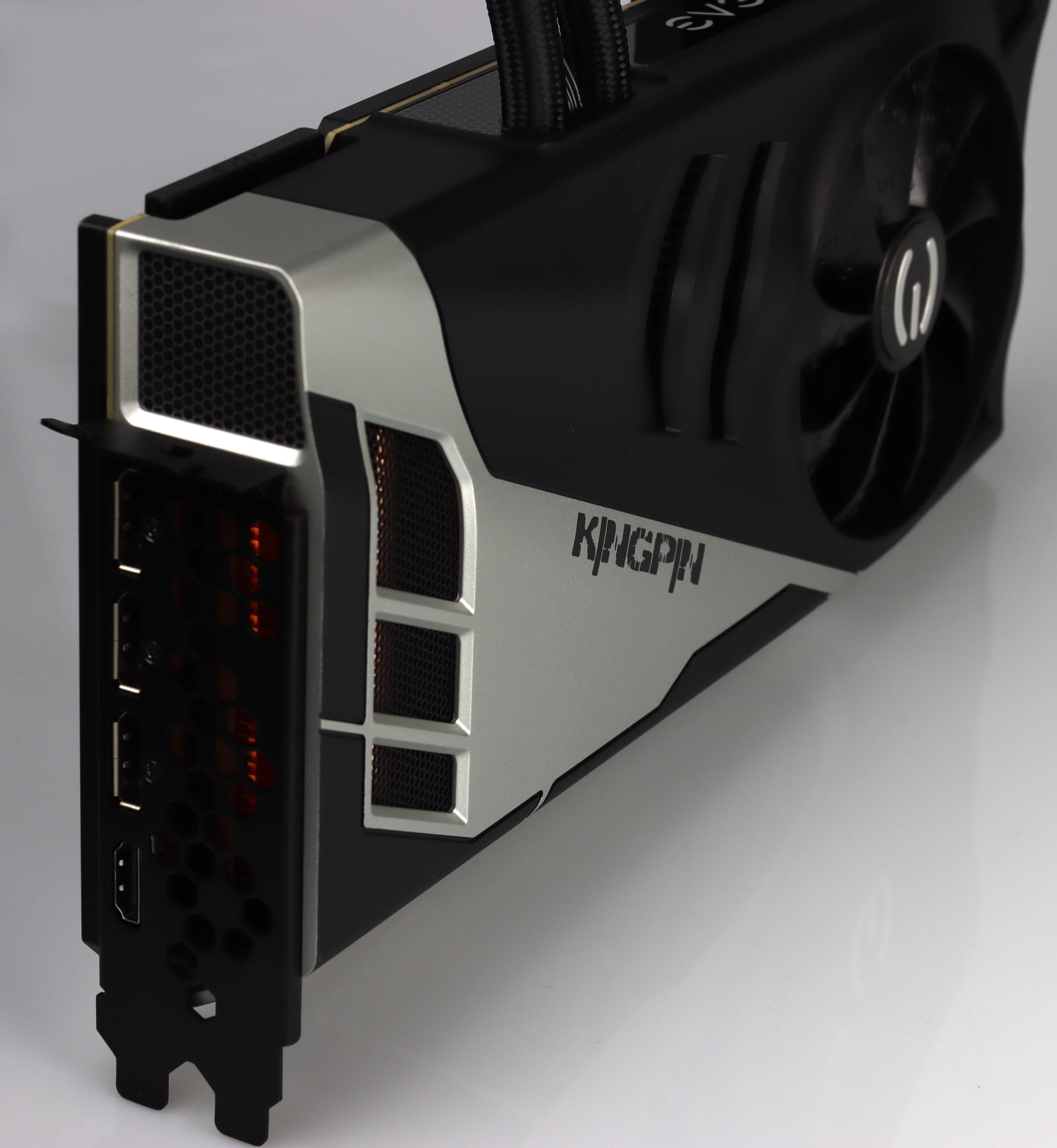 evga rtx3090ti kingpin 2 เผยภาพการ์ดจอ EVGA RTX 3090 Ti KINGPIN รุ่นใหม่ล่าสุด