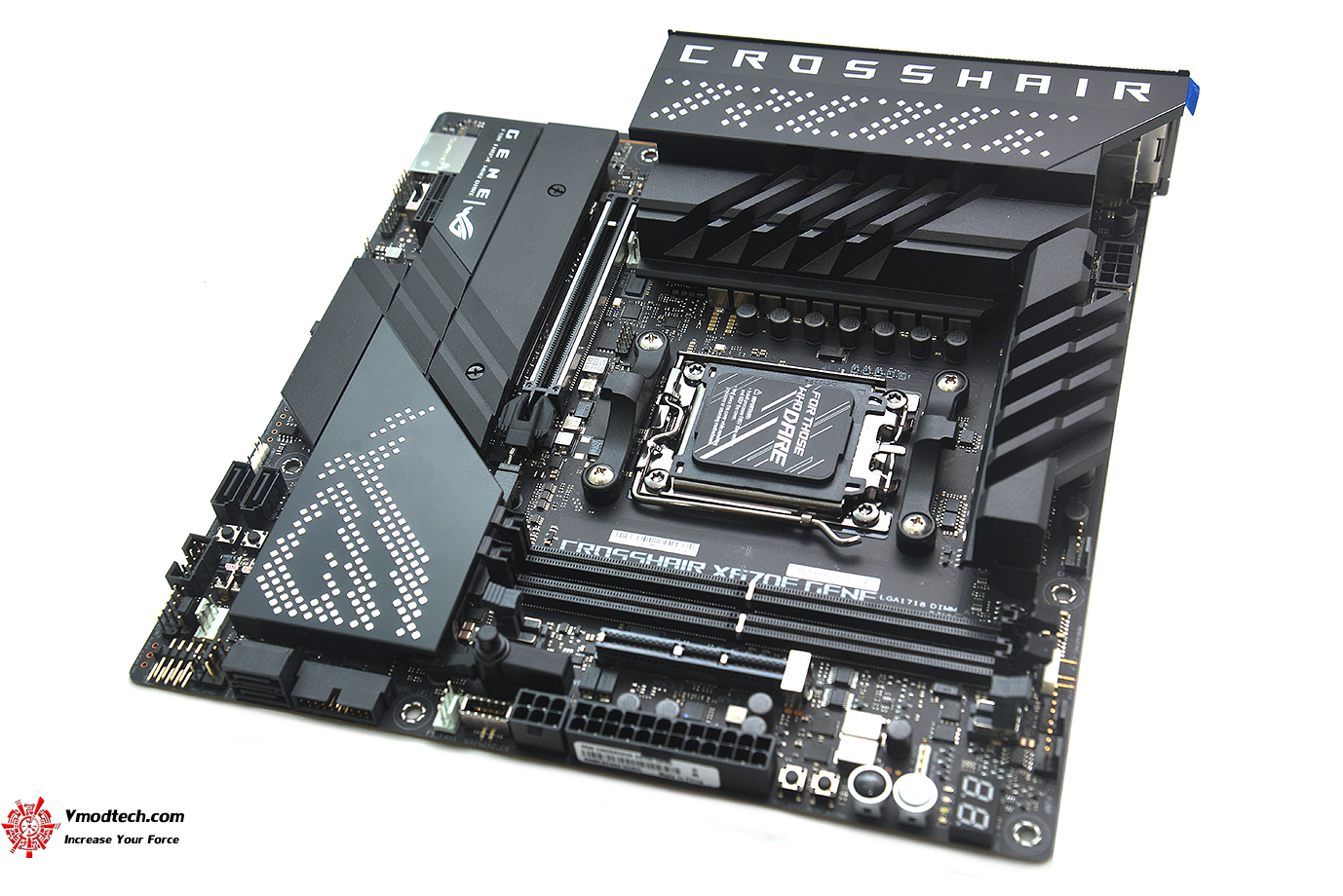 dsc 1093 ASUS ROG CROSSHAIR X670E GENE REVIEW