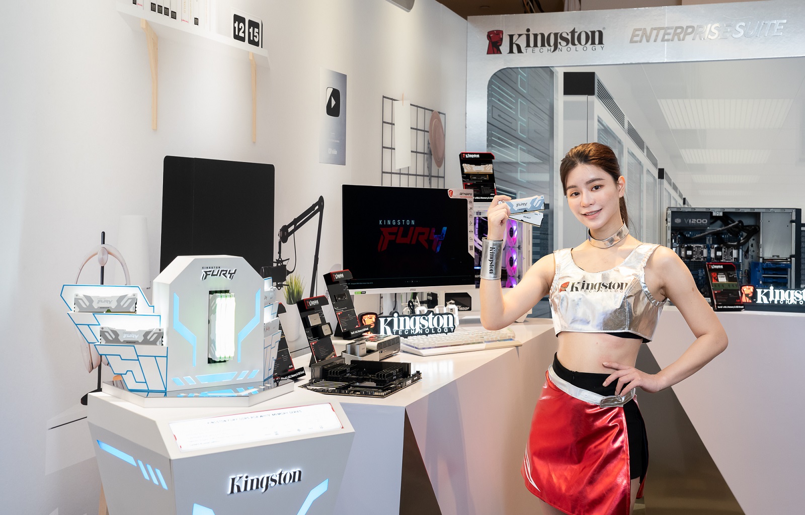 press photo creator gadgets Kingston กลับมาอีกครั้งกับงาน COMPUTEX 2023 เปิดตัวผลิตภัณฑ์ใหม่ “หน่วยความจำ DDR5 Non Binary และ XS1000 SSD แบบพกพา”