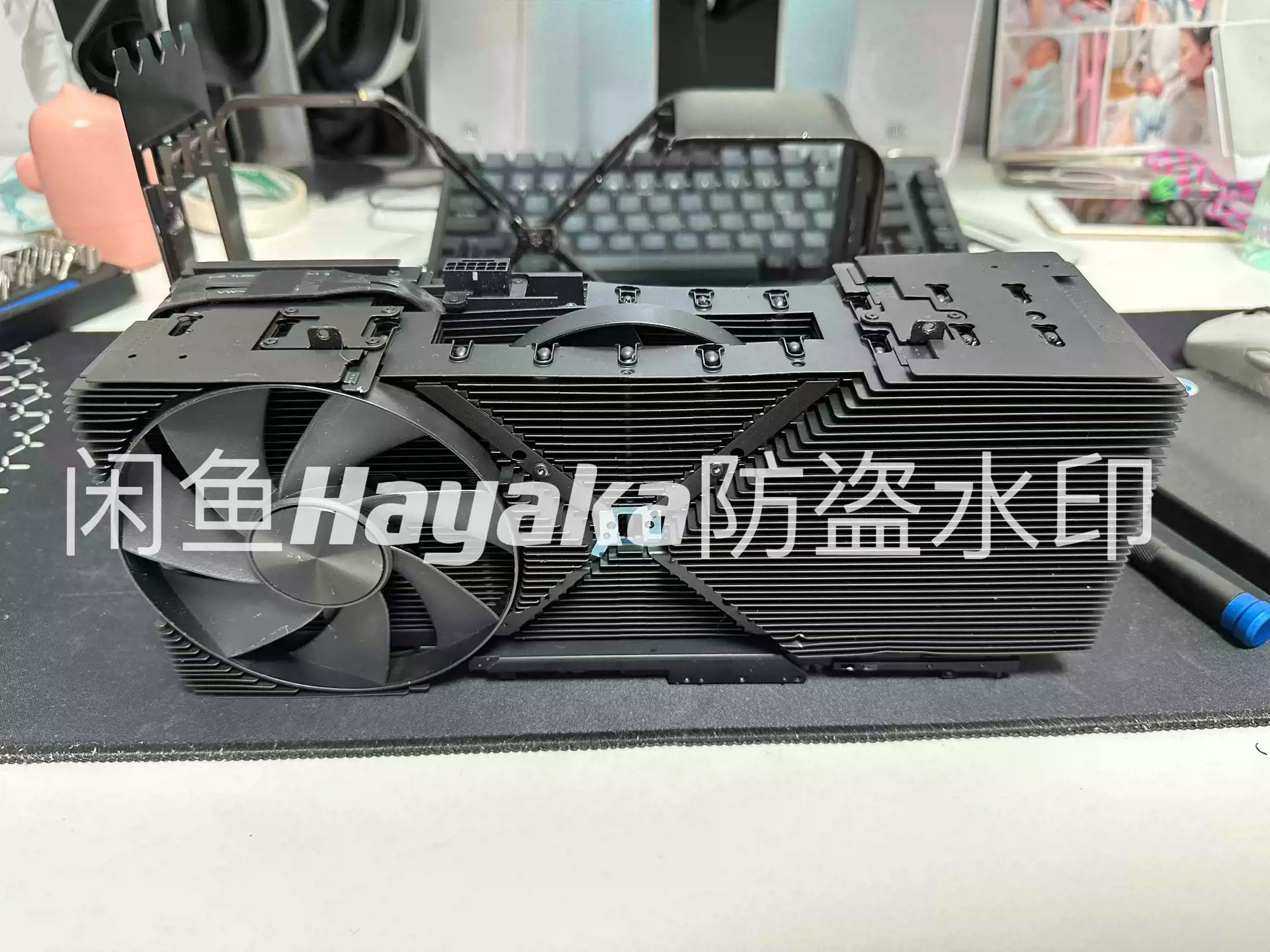 titan ada rtx 4090ti cooler 1 หลุดภาพชุดระบายความร้อนการ์ดจอ NVIDIA RTX 40 Prototype รุ่นต้นแบบที่มีพัดลม 3ชุดและ 1ชุดซ่อนอยู่ข้างใน